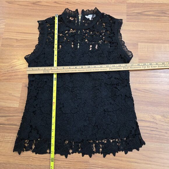 NANETTE LEPORE Womens Lace Cutout Shell Size M Top Black sleeveless Zip back - Picture 10 of 10